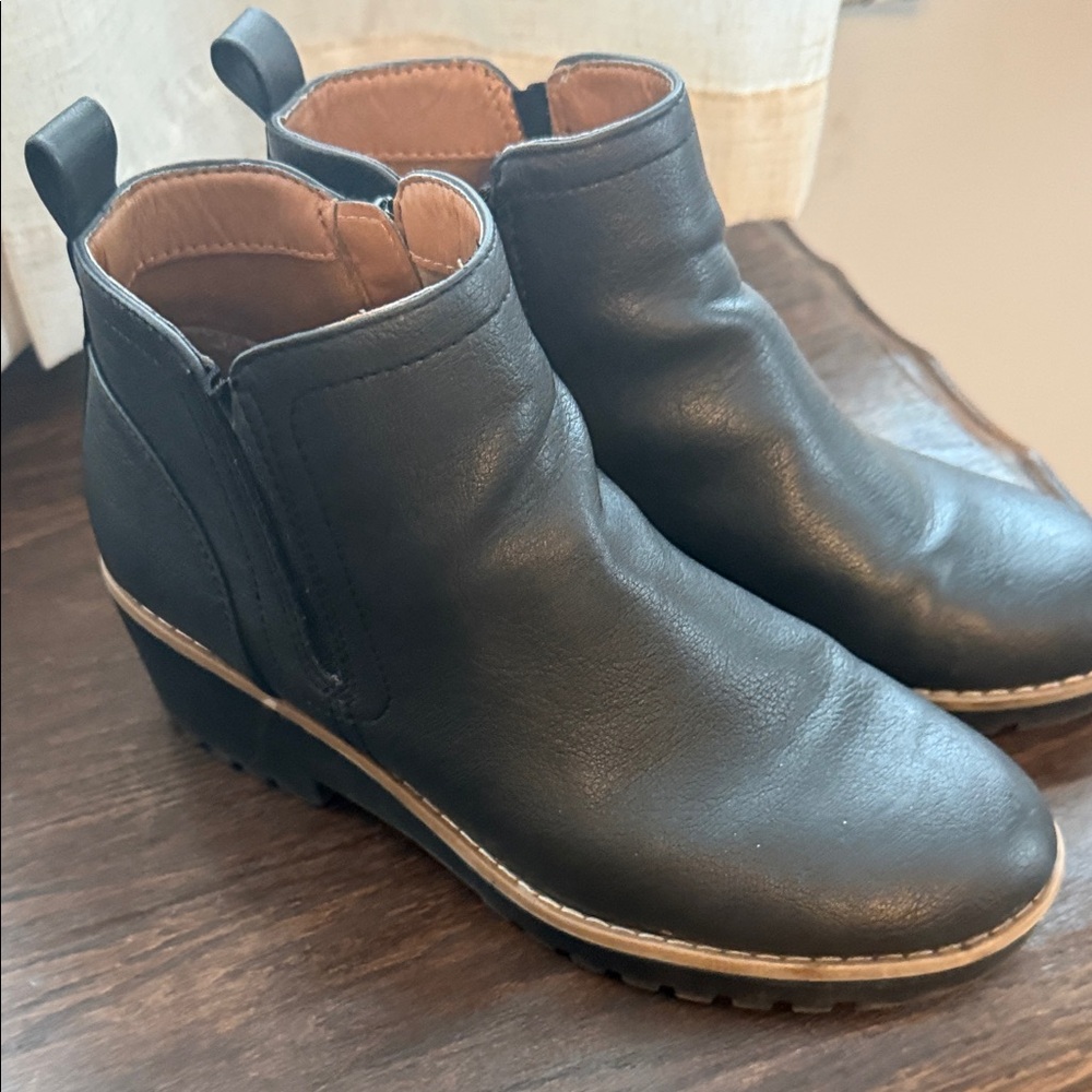 Elegant Black Leather Ankle Booties